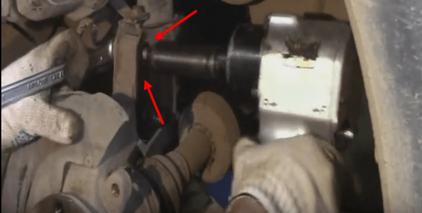 Как заменить подшипник передней ступицы Renault Logan двумя руками