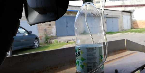 Замена тормозной жидкости и продувка тормозов на автомобиле Kia Rio