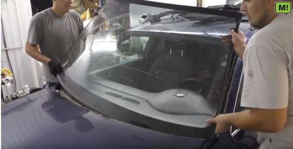 Как заменить лобовое стекло на Audi A6 C5