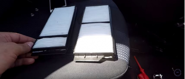 Как заменить салонный фильтр на автомобиле Mazda3 своими руками